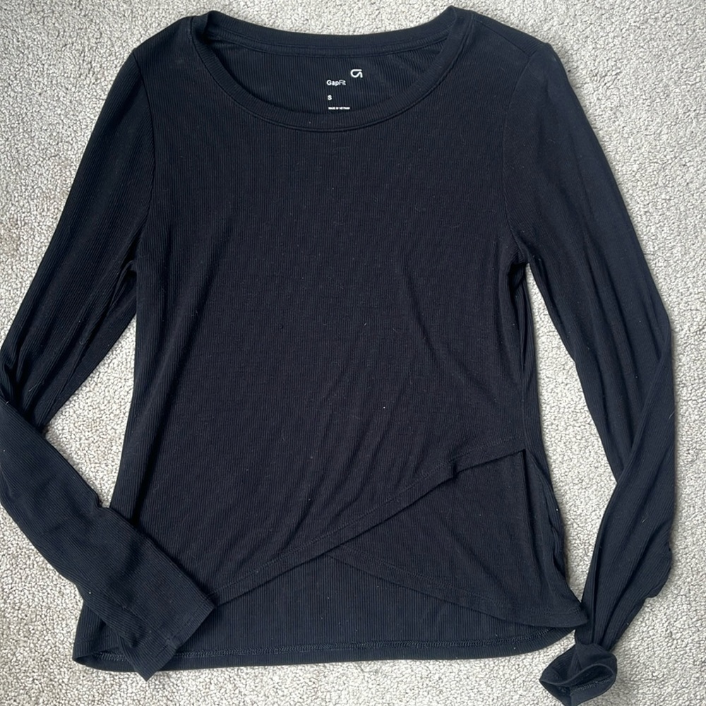 Women’s Gap Fit Long Sleeve